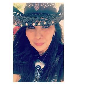 Meet your Posher, Sylvia